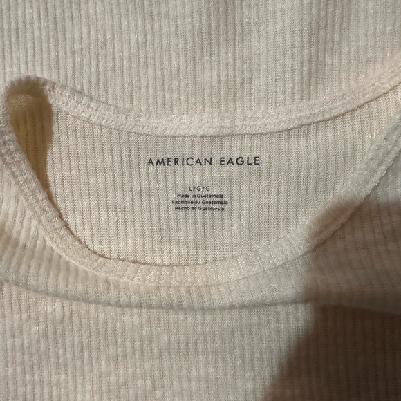 American Eagle Cream Top, Large - Picture 4 of 6